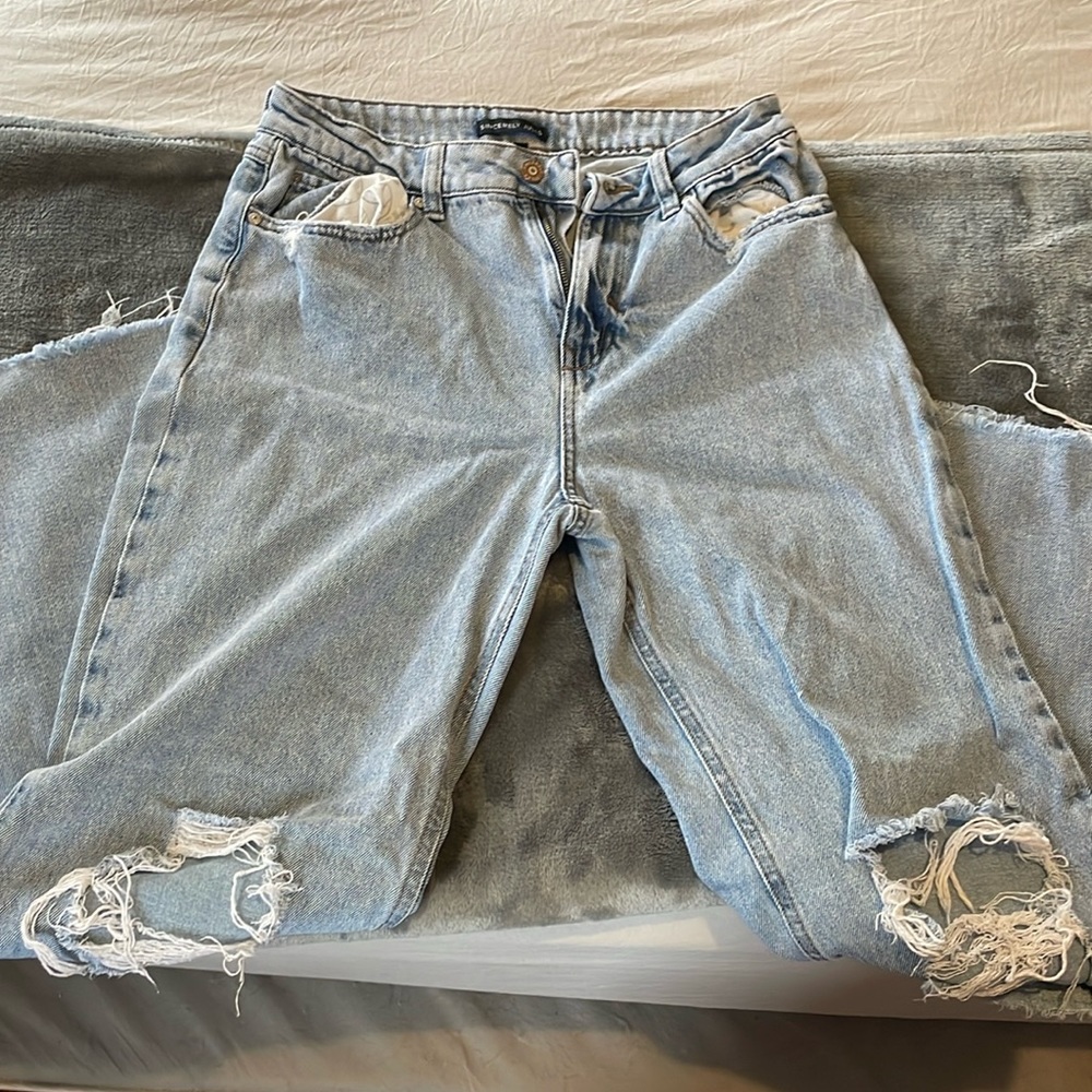 Junior’s wide leg jeans
